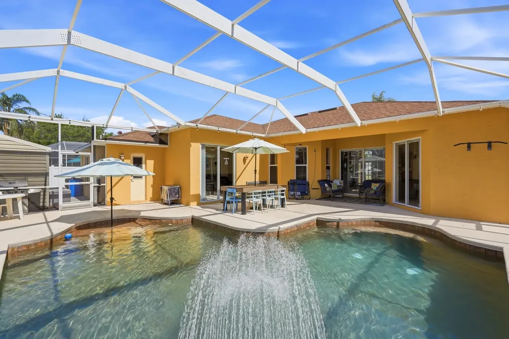 1202 SW San Esteban Avenue Port St Lucie FL 34953