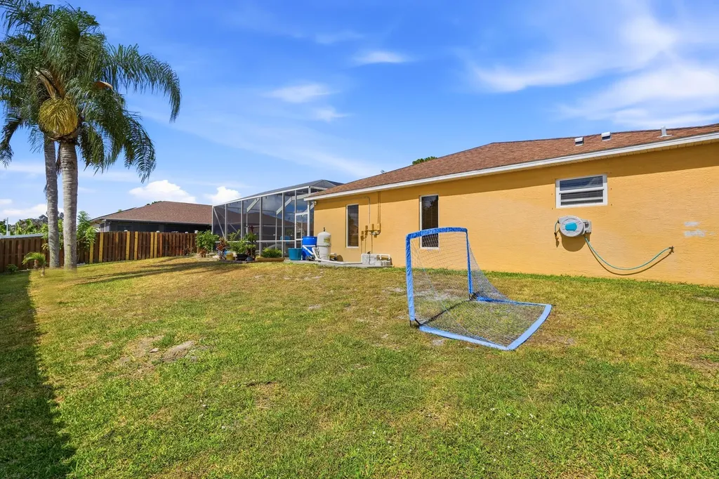 1202 SW San Esteban Avenue Port St Lucie FL 34953