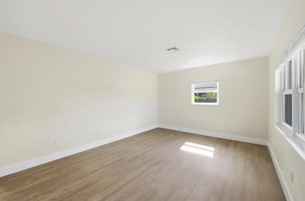 355 Wickline Boulevard Lantana FL 33462