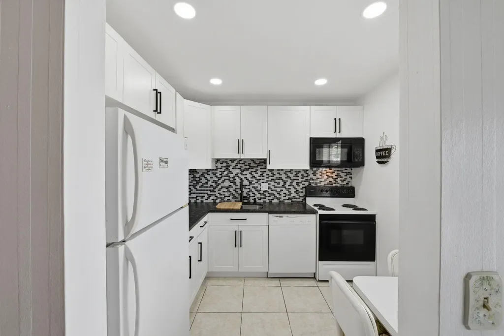 7505 NW 5th Place Margate FL 33063