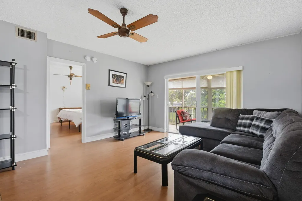 7505 NW 5th Place Margate FL 33063