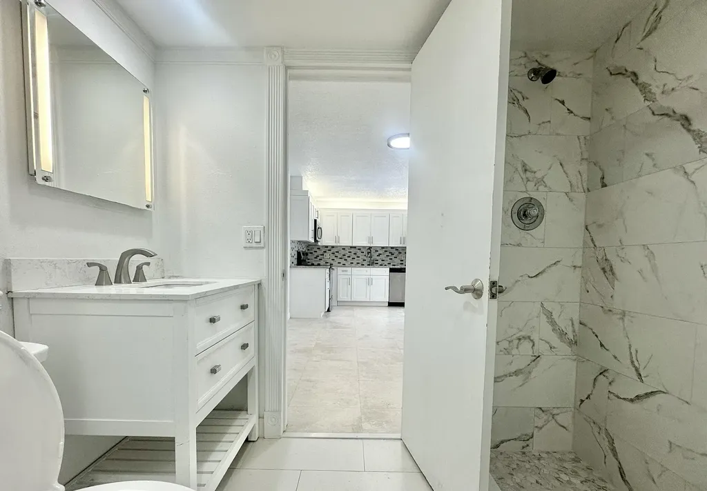 173 Lake Arbor Drive Palm Springs FL 33461