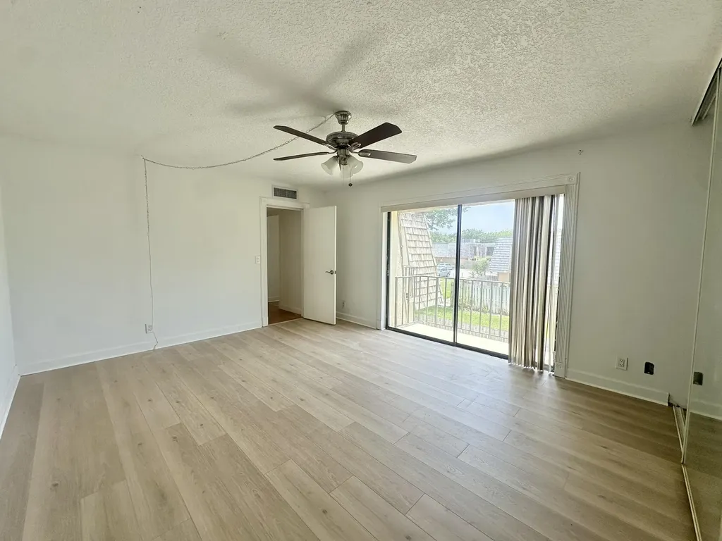 173 Lake Arbor Drive Palm Springs FL 33461