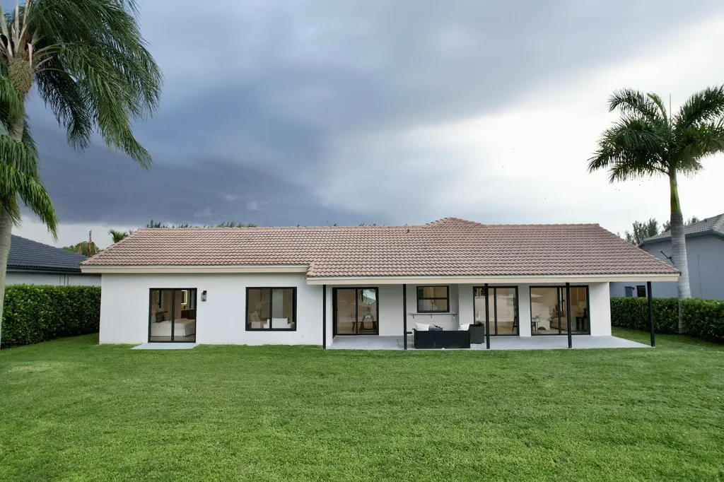 11741 Island Lakes Lane Boca Raton FL 33498