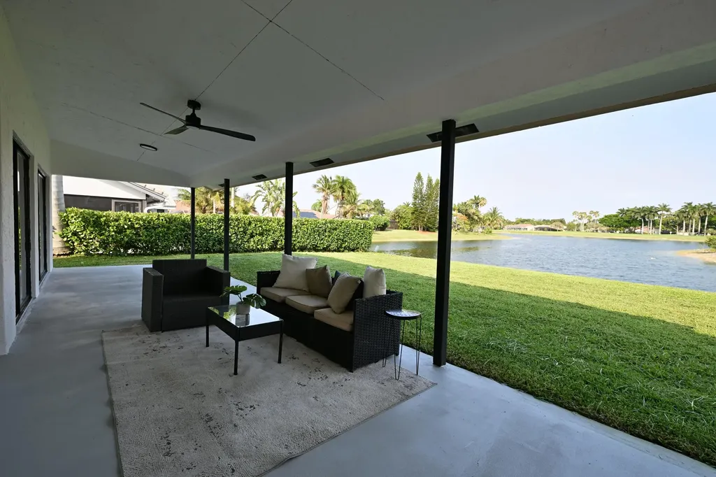 11741 Island Lakes Lane Boca Raton FL 33498