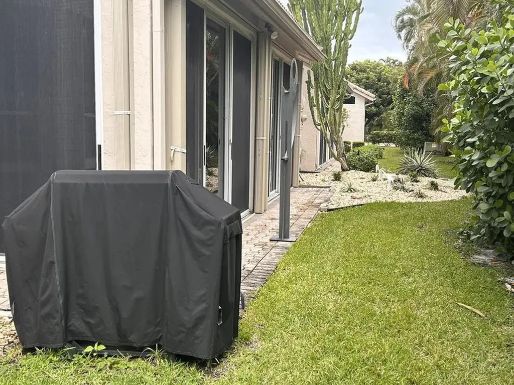 8884 Shoal Creek Lane Boynton Beach FL 33472