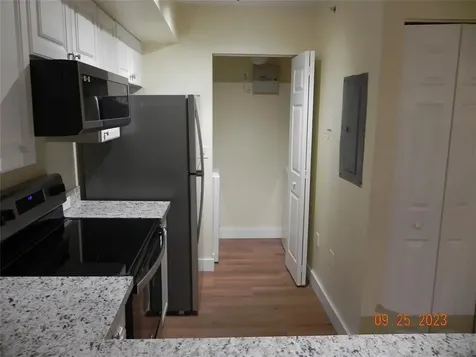 577 SW 111th Lane Pembroke Pines FL 33025