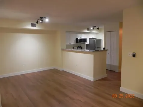577 SW 111th Lane Pembroke Pines FL 33025