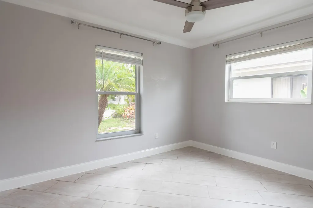 9696 SW 1st Place Boca Raton FL 33428