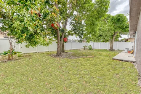 9696 SW 1st Place Boca Raton FL 33428