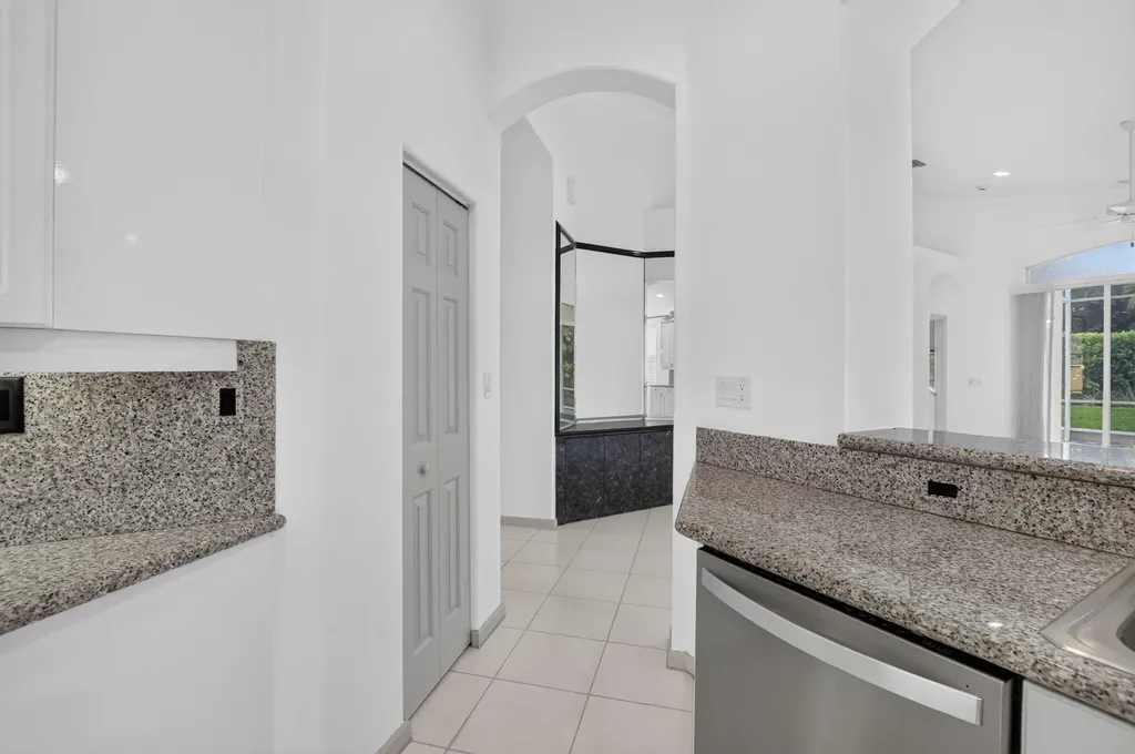 15562 Fiorenza Circle Delray Beach FL 33446