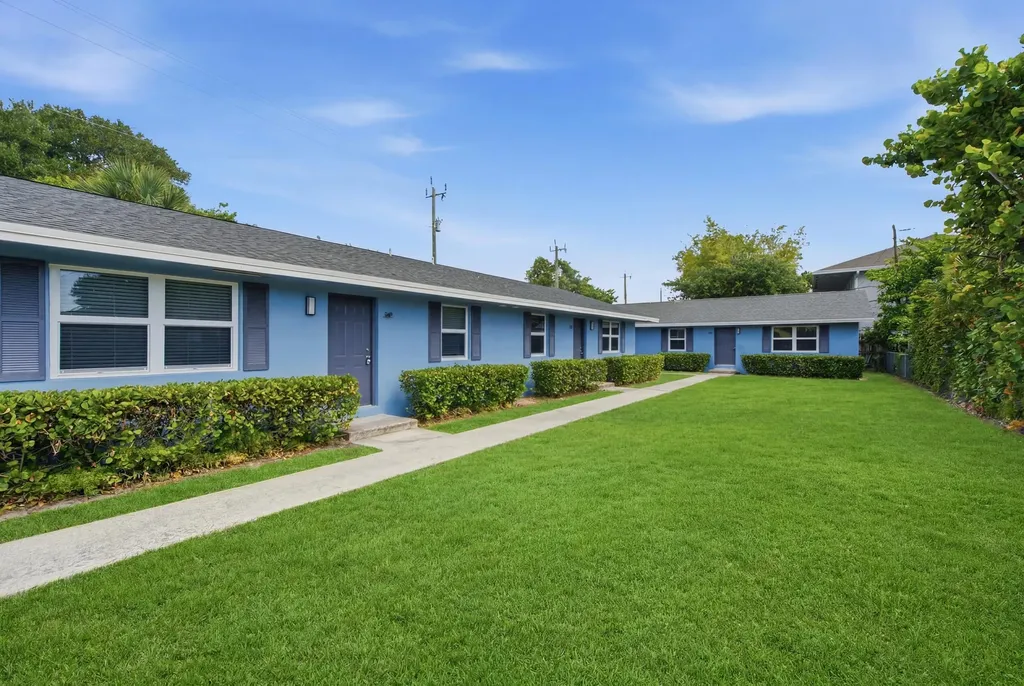 353 Wickline Boulevard Lantana FL 33462