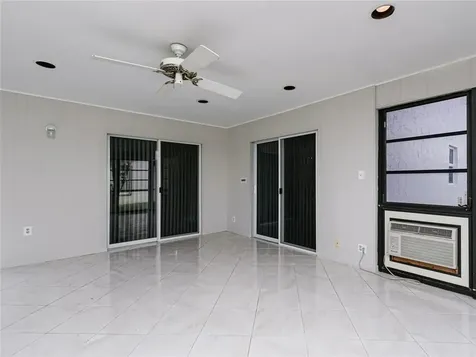 7000 NW 107th Avenue Tamarac FL 33321