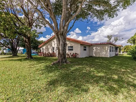 7000 NW 107th Avenue Tamarac FL 33321