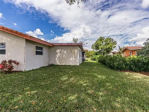 7000 NW 107th Avenue Tamarac FL 33321
