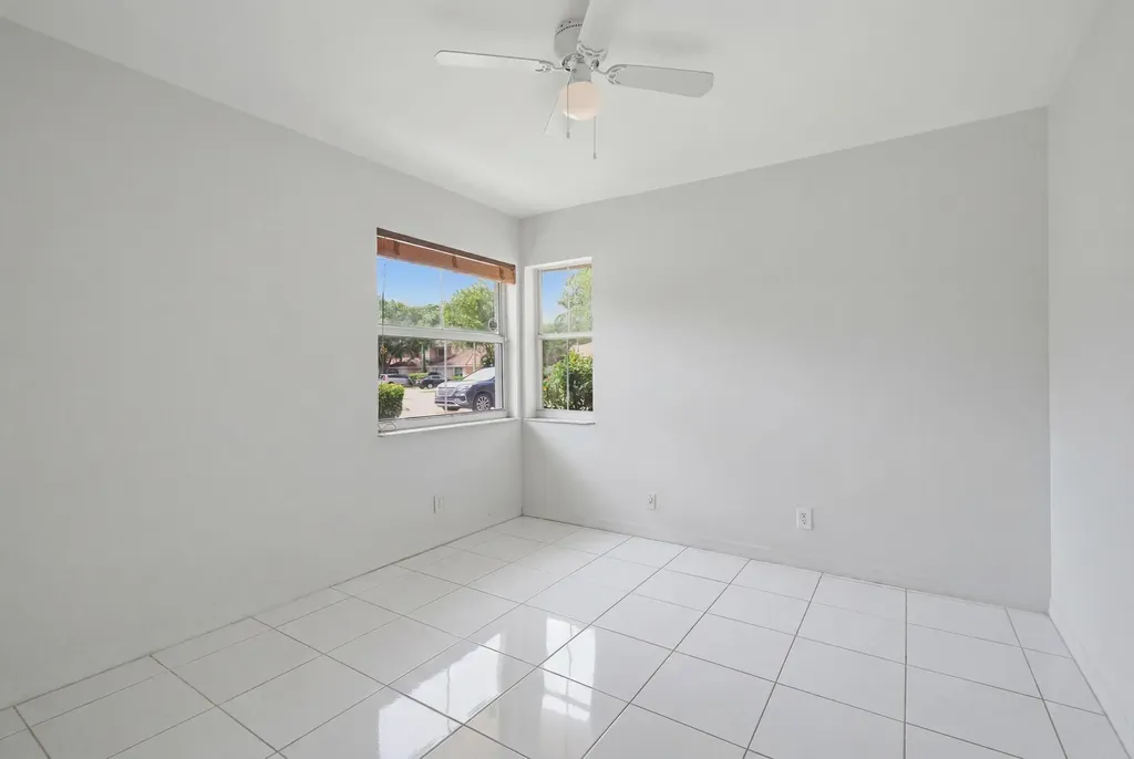 8417 NW 40th Court Sunrise FL 33351