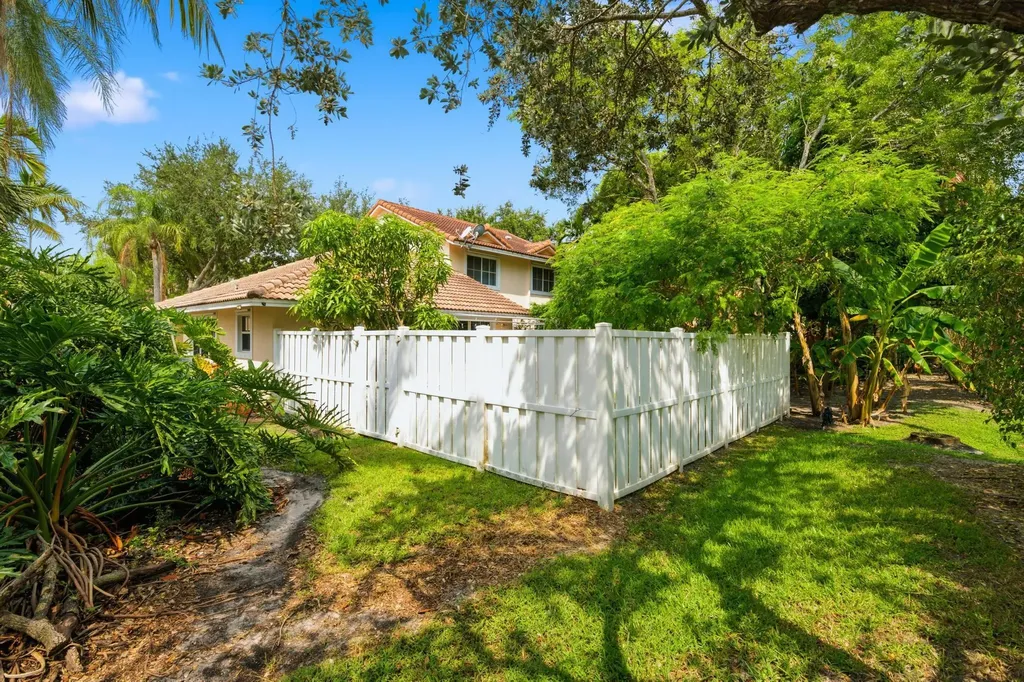 8417 NW 40th Court Sunrise FL 33351