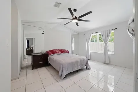 8417 NW 40th Court Sunrise FL 33351