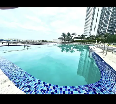 19201 Collins Avenue Sunny Isles Beach FL 33160