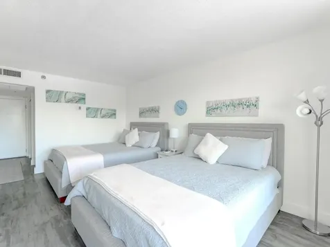 19201 Collins Avenue Sunny Isles Beach FL 33160