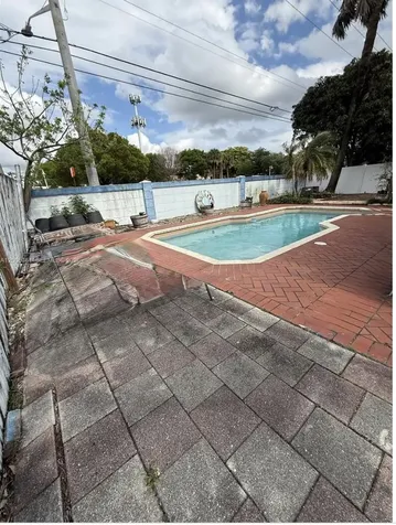 1020 SW 81st Terrace North Lauderdale FL 33068
