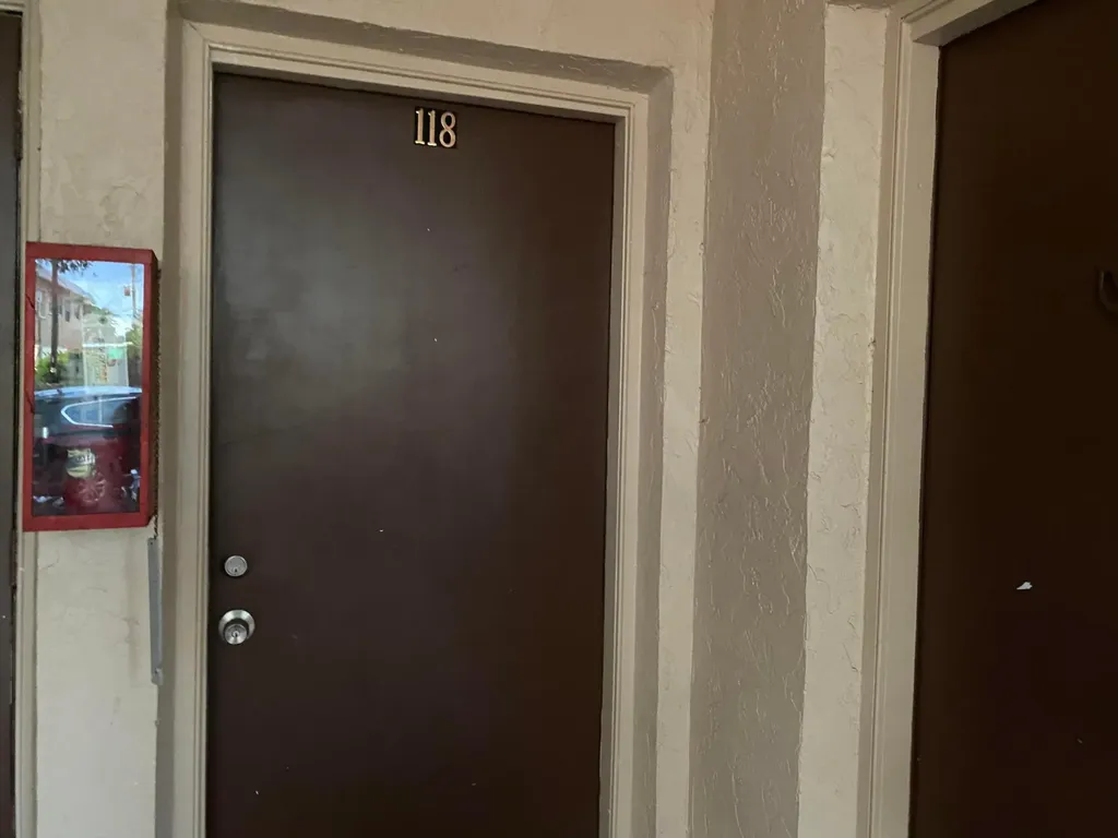5881 NW 16th Place Sunrise FL 33313