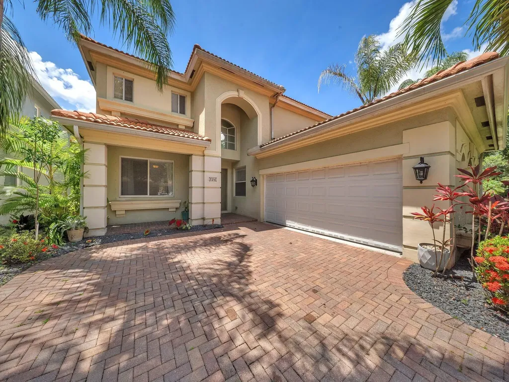 726 Gazetta Way West Palm Beach FL 33413