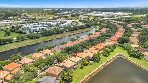 726 Gazetta Way West Palm Beach FL 33413