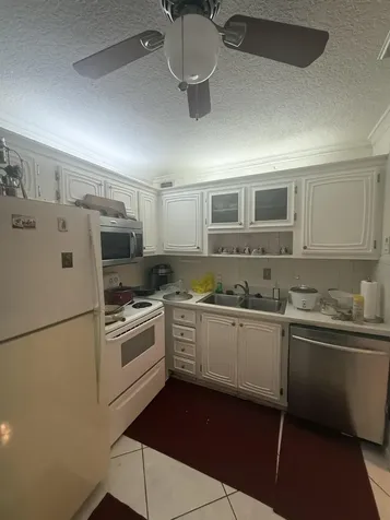 2811 Somerset Drive Lauderdale Lakes FL 33311