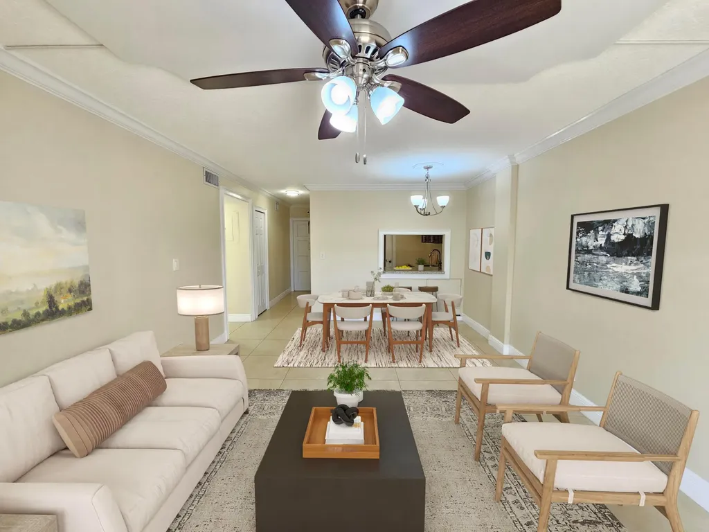 2562 Garden Drive N Lake Worth Beach FL 33461
