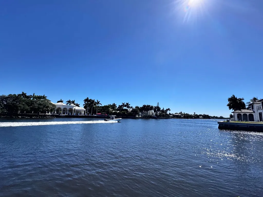 32 Colonial Club Drive Boynton Beach FL 33435