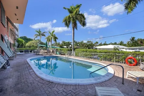 2400 NE 33rd Avenue Fort Lauderdale FL 33305