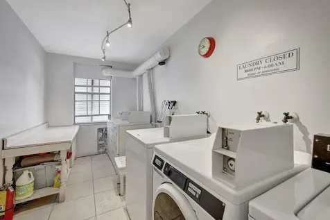 2400 NE 33rd Avenue Fort Lauderdale FL 33305