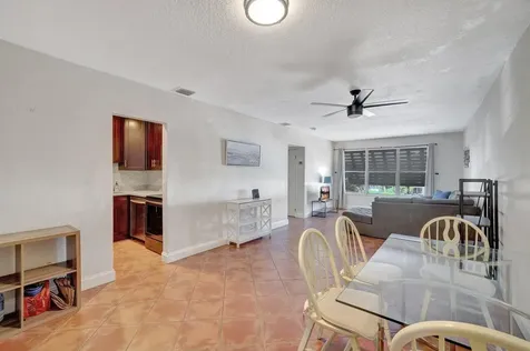 2400 NE 33rd Avenue Fort Lauderdale FL 33305