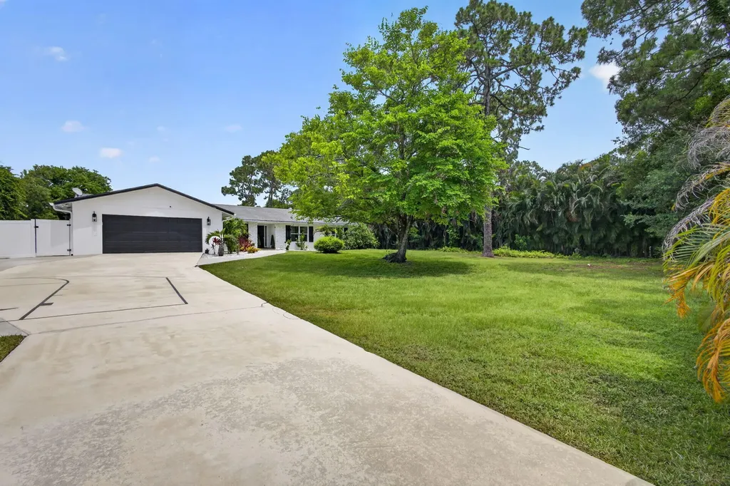17968 Bridle Court Jupiter FL 33478