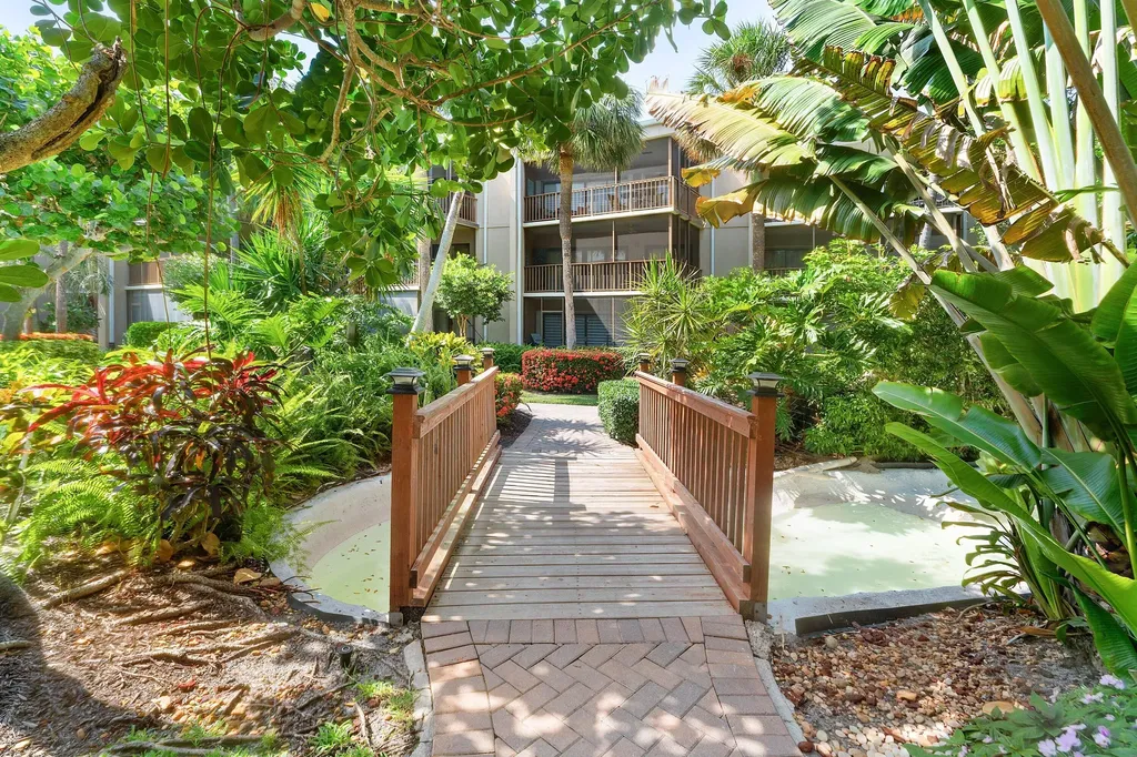 3605 S Ocean Boulevard South Palm Beach FL 33480