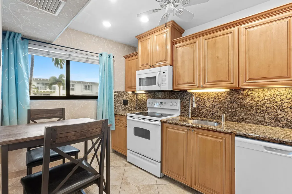 3605 S Ocean Boulevard South Palm Beach FL 33480