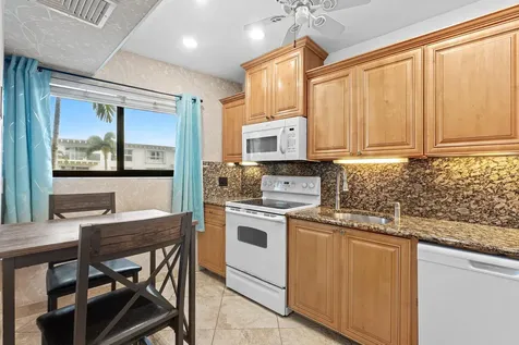 3605 S Ocean Boulevard South Palm Beach FL 33480