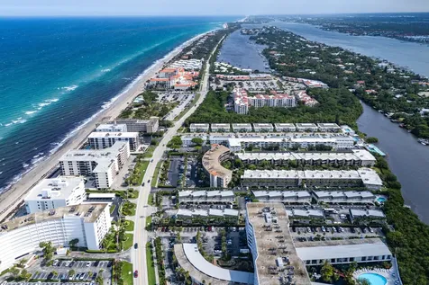 3605 S Ocean Boulevard South Palm Beach FL 33480