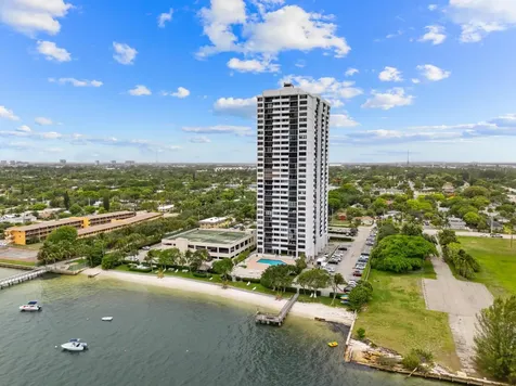 5600 N Flagler Drive West Palm Beach FL 33407