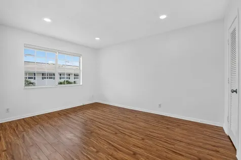 298 SW 6th Street Boca Raton FL 33432