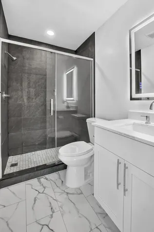 298 SW 6th Street Boca Raton FL 33432