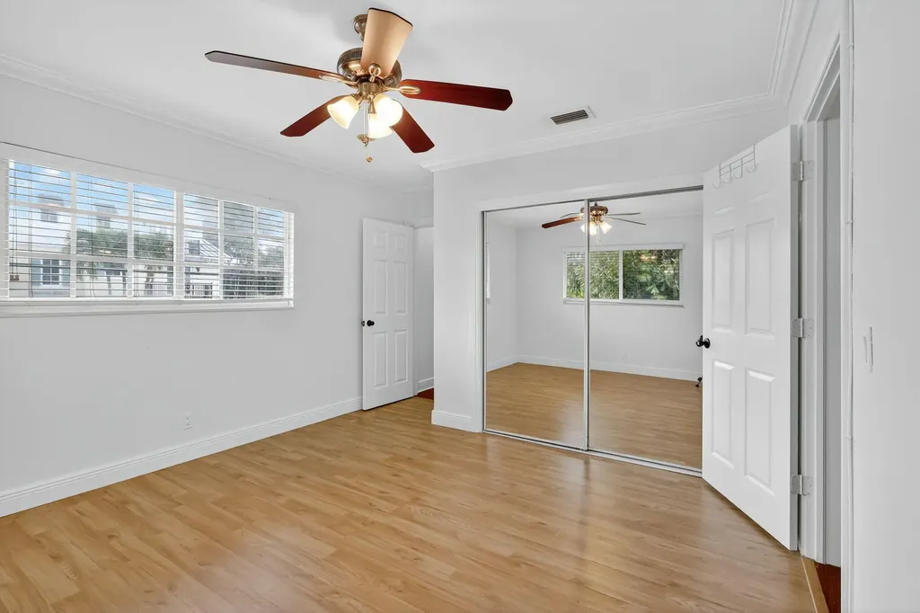 49 SE 7th Avenue Delray Beach FL 33483