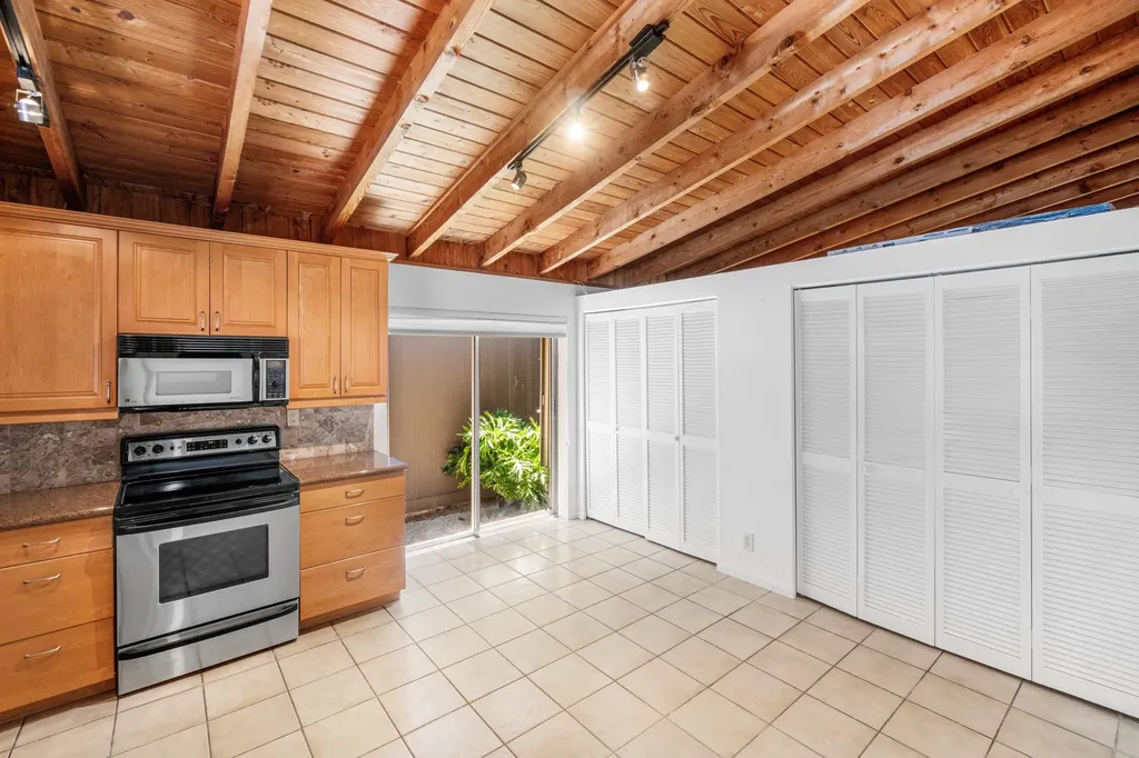 1051 SW 21st Street Boca Raton FL 33486