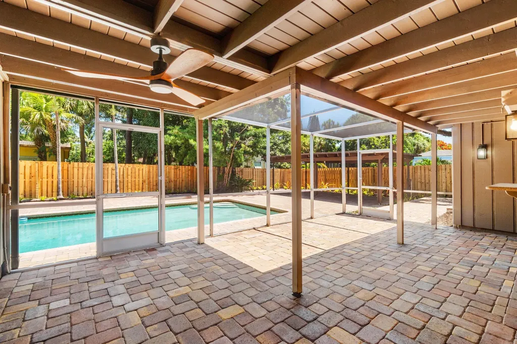 1051 SW 21st Street Boca Raton FL 33486