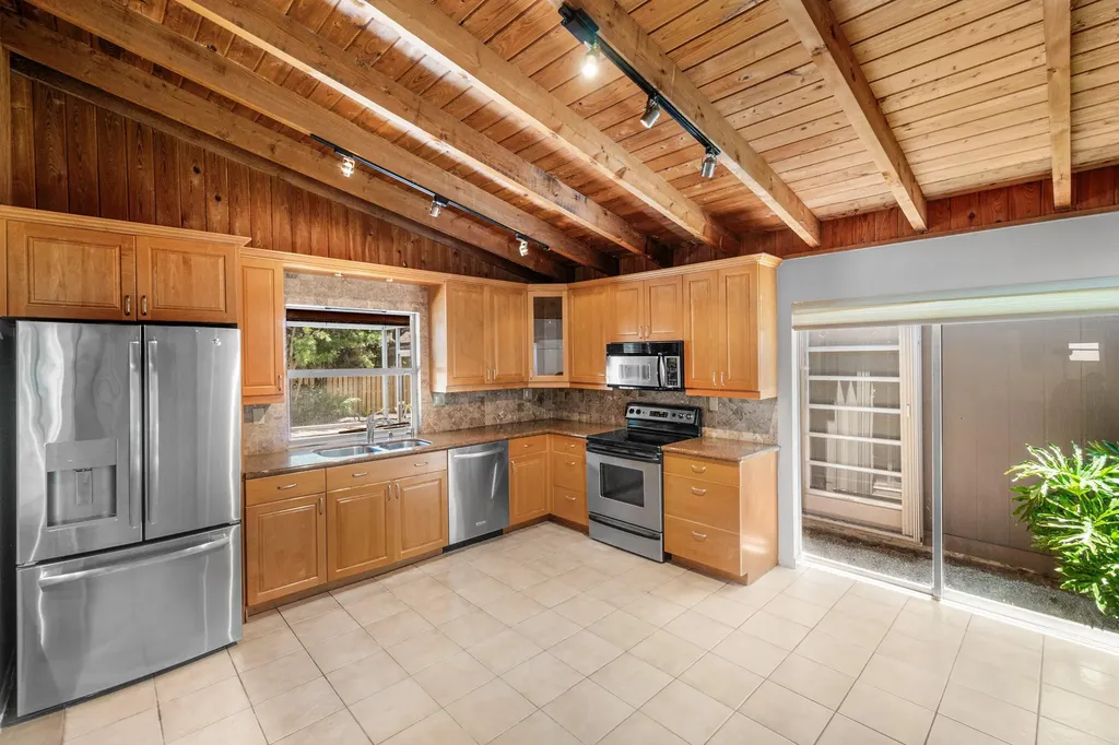 1051 SW 21st Street Boca Raton FL 33486