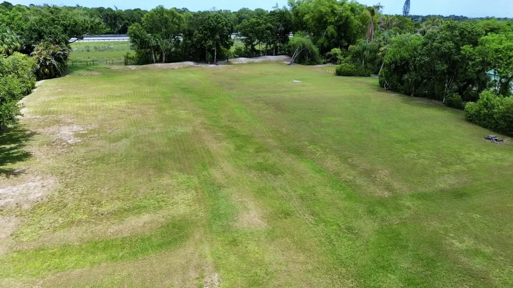 16546 74th Avenue N West Palm Beach FL 33418