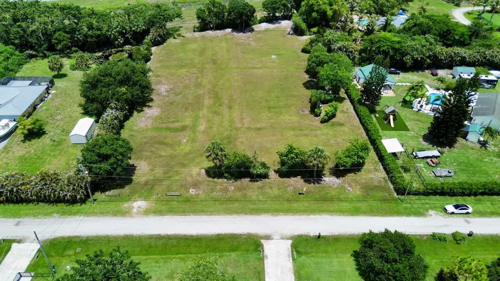 16546 74th Avenue N West Palm Beach FL 33418