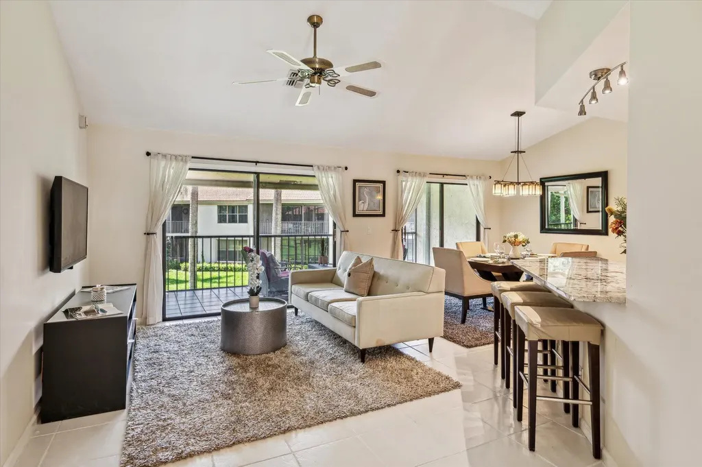 5750 Coach House Circle Boca Raton FL 33486