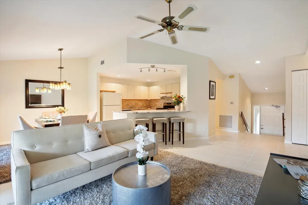 5750 Coach House Circle Boca Raton FL 33486